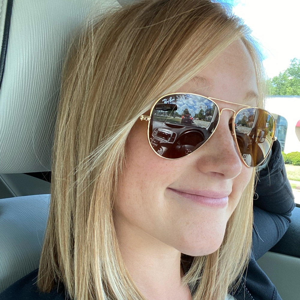 Meet your Posher, Colleen
